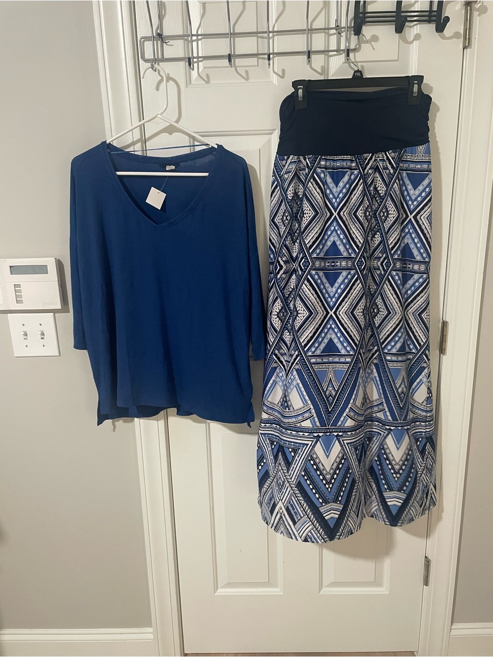 Blue Geometric Maxi Skirt with Black Waistband xl set